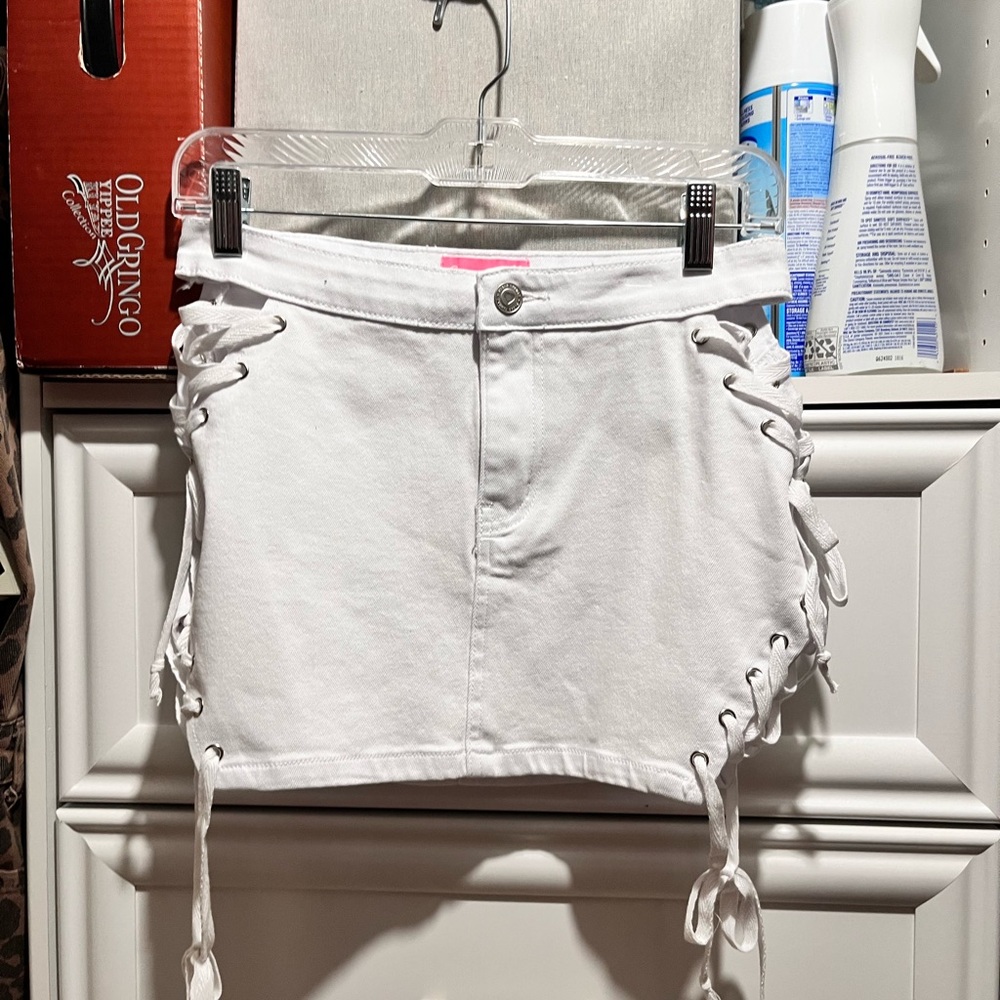 White Lace-Up Mini Skirt